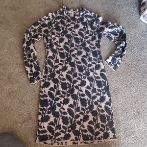 Womans loft dress. Med womans. Sweater;)